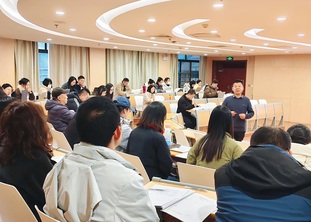 春季开学“首堂课”教学观摩展示活动举行